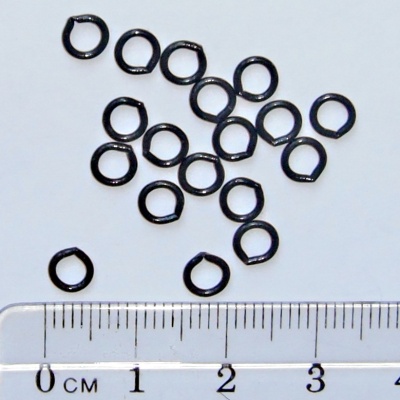 Spojovac� krou�ek - �ern� zinek, 5mm, 5ks
