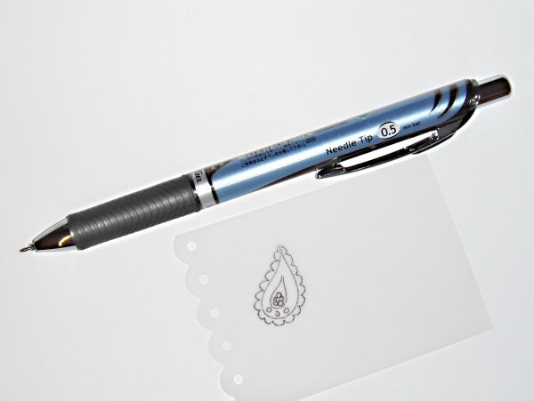 Gelov� pero - �ern� 0,5 Pentel