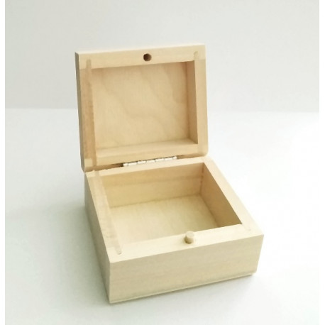 Dřevěná mini krabička 6,5x6,5x5cm